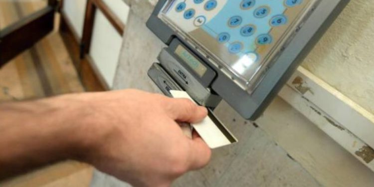 Avola, al Comune arriva la timbratura con webcam contro i “furbetti” del cartellino