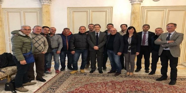 Avola. Crisi Agricola, tavolo tecnico e soluzioni con Musumeci e Cannata