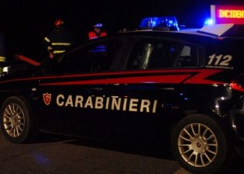 Avola, incidente in via Catalani: auto finisce contro cabina del metano