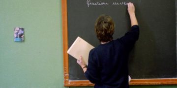 Avola, il Consiglio Comunale approva una mozione in favore della “piattaforma programmatica insegnanti siciliani”