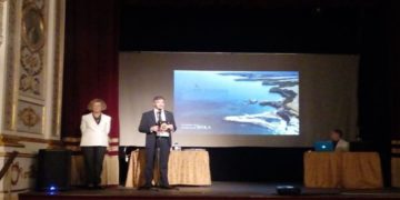 Presentato al Teatro Garibaldi un libro che racconta la storia e il territorio di Avola