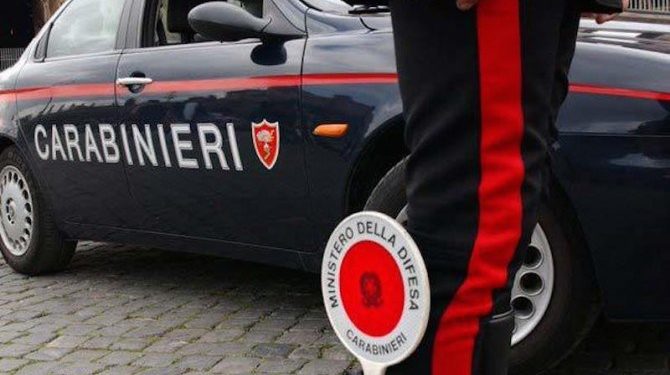 Avola, spacciava droga mentre era ai domiciliari: arrestato un 55enne