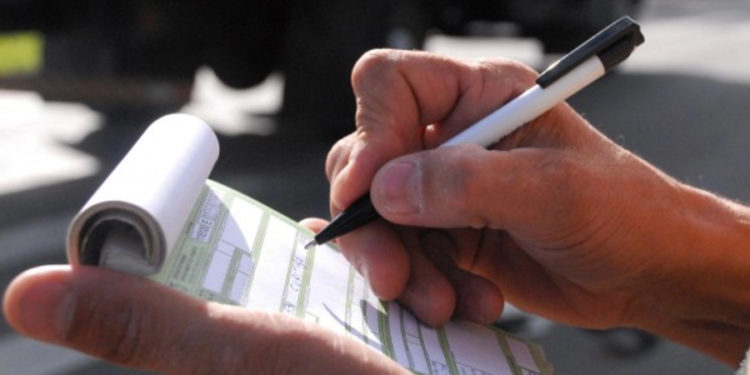 Avola, occupazione abusiva di suolo pubblico: multato il titolare