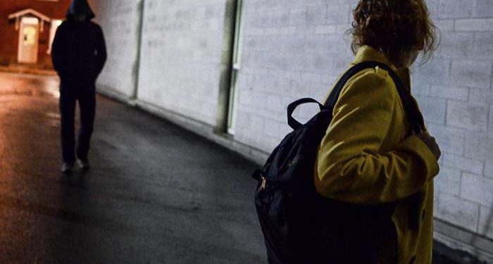 Avola, pedinava l’ex compagna e deteneva in casa delle munizioni: denunciato un 58enne