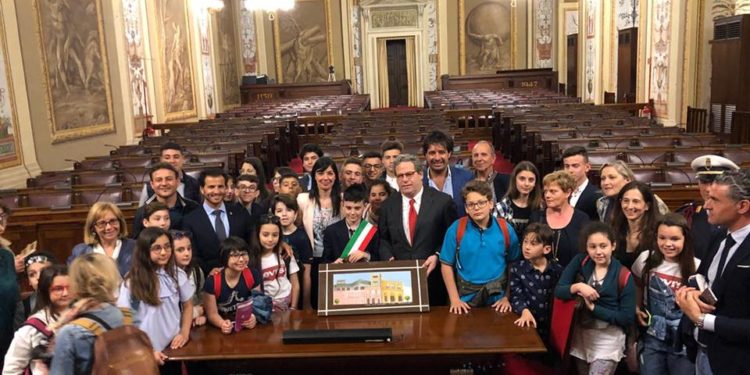 Avola. Il Consiglio Comunale dei ragazzi in visita all’Assemblea Regionale Siciliana