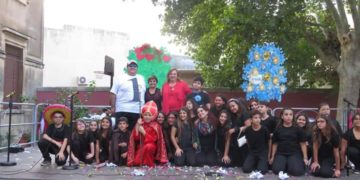 Avola, gli studenti del plesso “De Amicis” vanno in scena con il musical de “I Promessi Sposi”