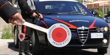 Avola, non si ferma all’alt dei Carabinieri, scatta l’inseguimento: arrestato un giovane rumeno
