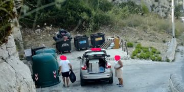 Avola. Abbandono rifiuti, “furbetti” beccati dalle telecamere. Elevate più di 100 multe