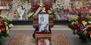 Avola, la chiesa Madre gremita per l’ultimo saluto a Loredana Lopiano