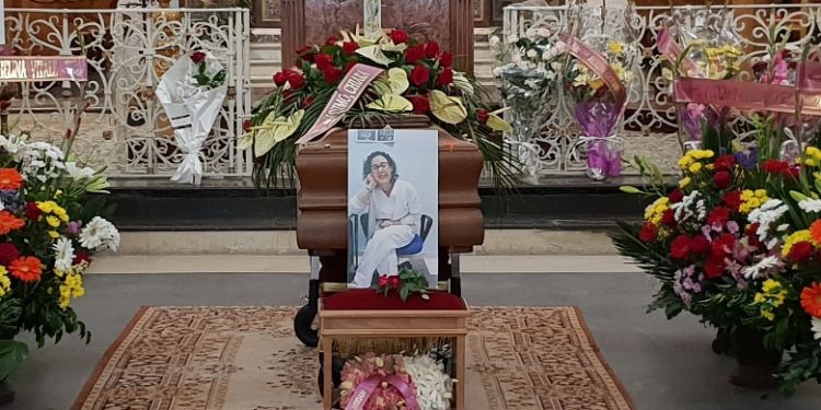 Avola, la chiesa Madre gremita per l’ultimo saluto a Loredana Lopiano