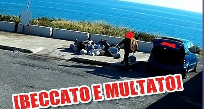 Avola. Abbandona rifiuti sul Lungo Mare, beccato dalla “fototrappola”