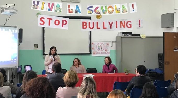 Avola, violenza contro le donne: al plesso “Lido” un seminario rivolto ai genitori degli studenti