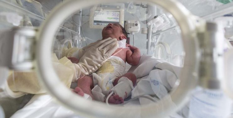 Avola, bimba di 10 mesi positiva al Coronavirus. Lo annuncia il Sindaco: “vicini alla famiglia”