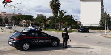 Avola. Sorpresi in una paninoteca, sanzioni per titolare e clienti