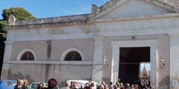 Fase due. Avola, riapre il cimitero: segnalati assembramenti all’ingresso