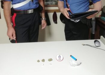 Avola. Donna agli arresti domiciliari trovata in possesso di droga: arrestata
