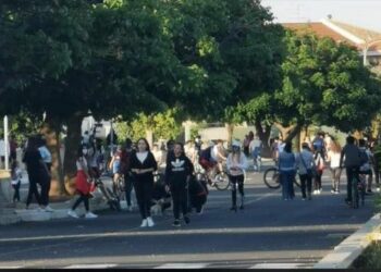 Avola, liberi tutti alla pista ciclabile: assembramenti e senza mascherine