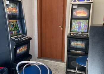 Avola. Guardia di Finanza, sequestrate due macchinette non collegate alla rete statale