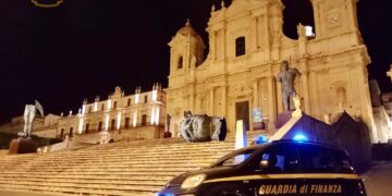 Avola. Aggredisce finanziere durante un controllo: arrestato 29enne