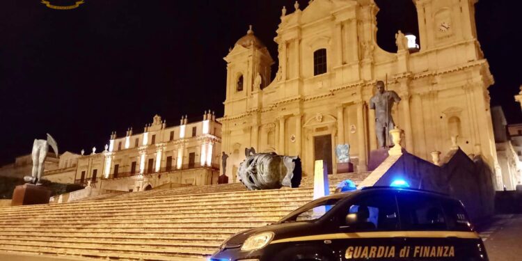 Avola. Aggredisce finanziere durante un controllo: arrestato 29enne