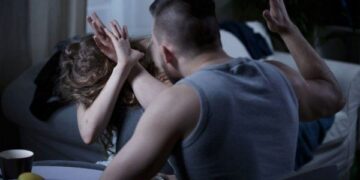 Avola. Arresti domiciliari a carico di un giovane per maltrattamenti in famiglia